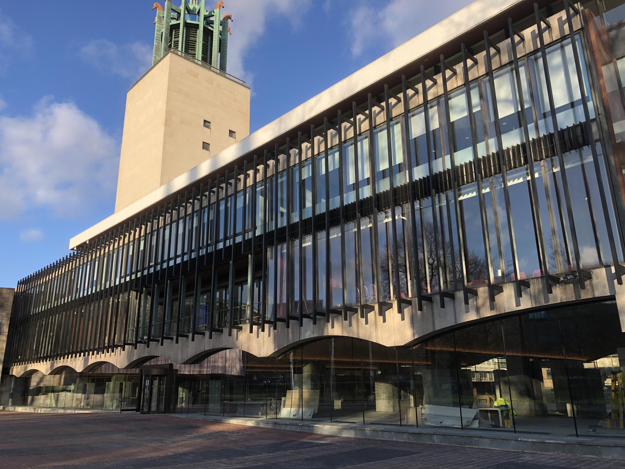 Photo showing the outside of the Civic Centre in Newcastle.